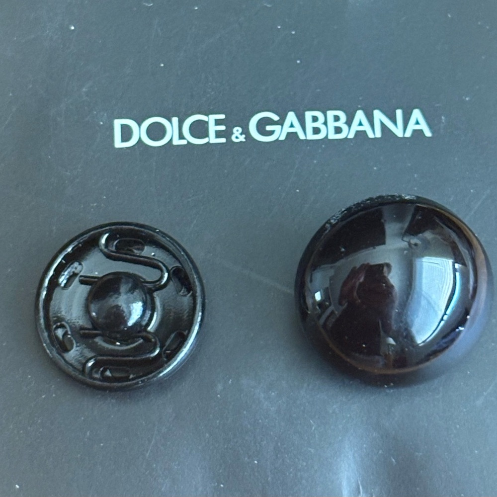 Dolce & Gabbana Glossy Black Button